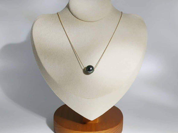 Tahitian pearl 一粒 Through necklace