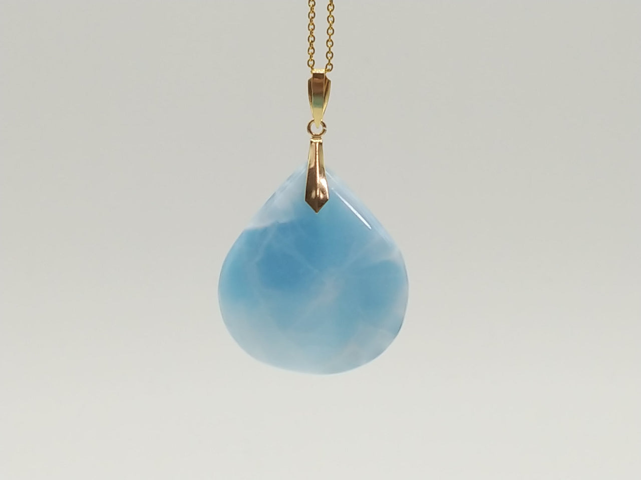 Larimar K18 Caelum Pendant