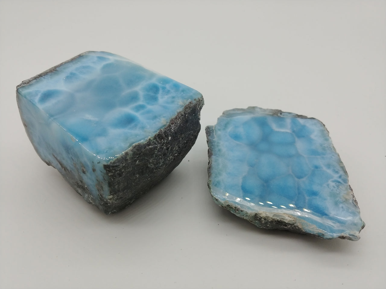 Premium Larimar 原石 7