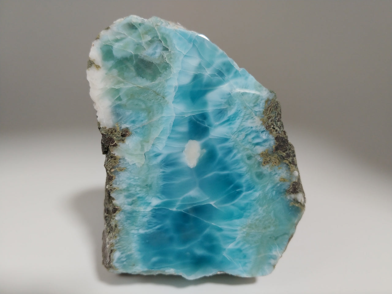 Premium Larimar 原石 4