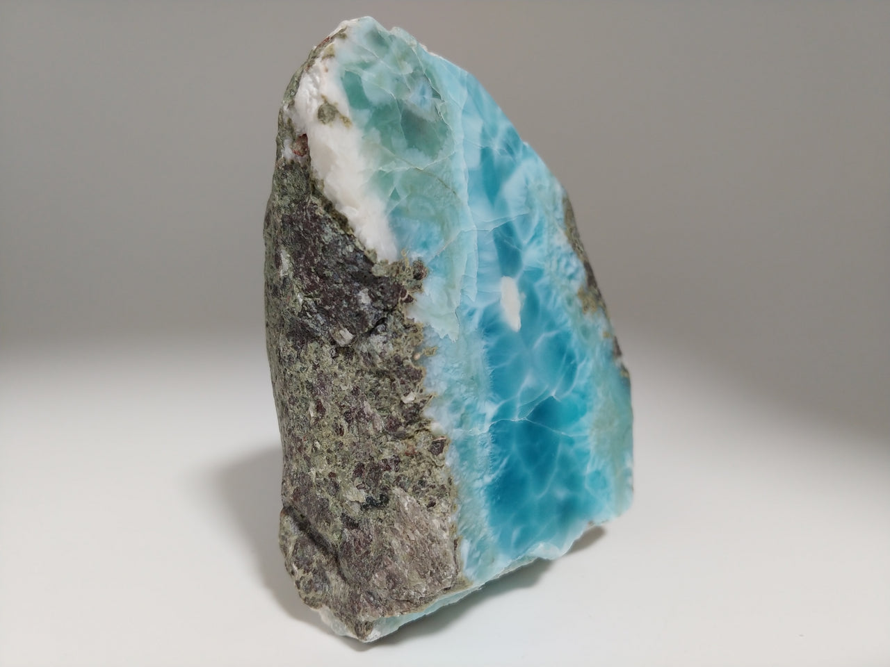 Premium Larimar 原石 4