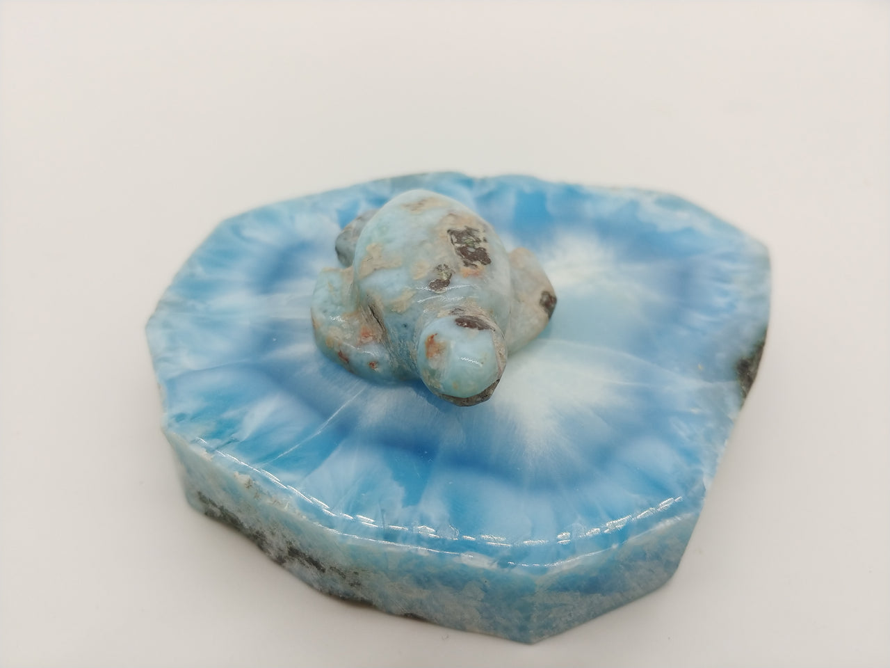 Larimar Honu 2